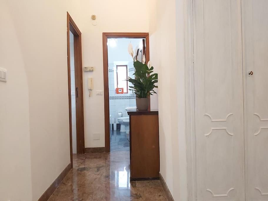 Appartamento Al Colosseo Рим Екстер'єр фото